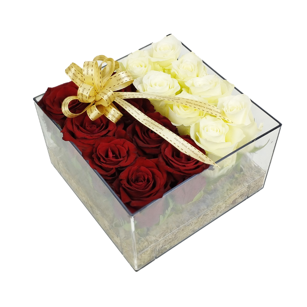 Minimalist 16 Rose Acrylic Box